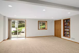110 Mayo Dr, Burnsville, MN 55337 - Photo 20