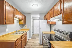 2930 Blaisdell Ave, Minneapolis, MN 55408 - Photo 14