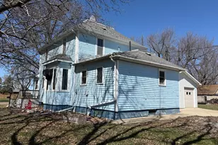 107 3rd Ave, Bellingham, MN 56212 - Photo 2