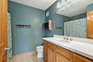 10732 Falling Water Ln, Woodbury, MN 55129 - Photo 16