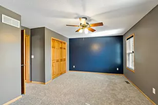 10732 Falling Water Ln, Woodbury, MN 55129 - Photo 14