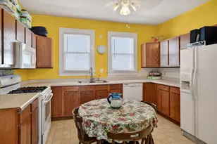 409 S Park St, Fairmont, MN 56031 - Photo 10