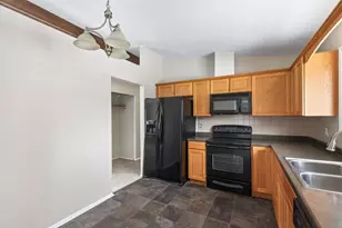 7062 Sherwood Rd, Woodbury, MN 55125 - Photo 8