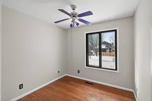 7062 Sherwood Rd, Woodbury, MN 55125 - Photo 10