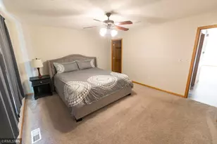 201 Pine St, Cannon Falls, MN 55009 - Photo 6