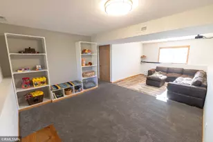 201 Pine St, Cannon Falls, MN 55009 - Photo 16