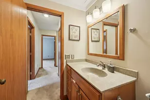 3276 Greenbrier St, Vadnais Heights, MN 55127 - Photo 10