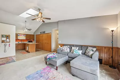 3276 Greenbrier Street, Vadnais Heights, MN 55127 - Photo 4