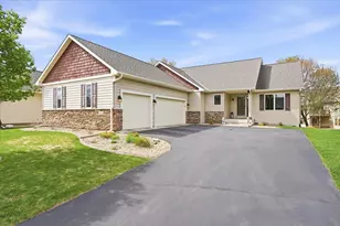 11825 Erskin Circle, Blaine, MN 55449 - Photo 46