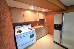 6308 Ewing Ave S, Edina, MN 55410 - Photo 20