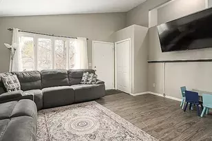 1068 122nd Ave NW, Coon Rapids, MN 55448 - Photo 2
