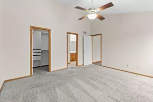 204 Heritage Ln, Circle Pines, MN 55014 - Photo 10