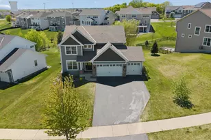 9557 Junco Rd N, Lake Elmo, MN 55042 - Photo 2
