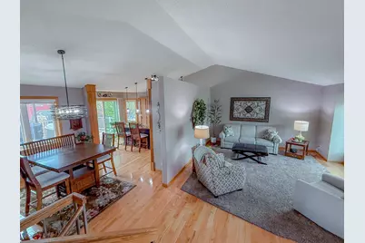 9681 82nd Street S, Cottage Grove, MN 55016 - Photo 12