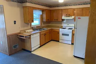 924 14th St W, Hastings, MN 55033 - Photo 4