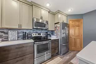 1526 Castle Dr, North Mankato, MN 56003 - Photo 20