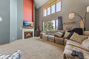 1526 Castle Dr, North Mankato, MN 56003 - Photo 14