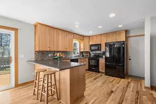 30825 Belair Dr, Lindstrom, MN 55045 - Photo 8