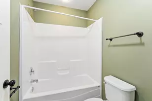 16471 Hawk Ridge Ct NW, Prior Lake, MN 55372 - Photo 32
