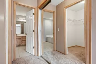 857 Braunworth Ct, Chaska, MN 55318 - Photo 30