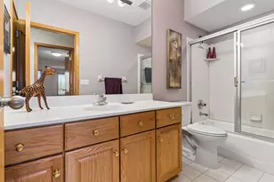 7052 Crowne Oak Rd, Eden Prairie, MN 55344 - Photo 52