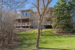 7052 Crowne Oak Rd, Eden Prairie, MN 55344 - Photo 56