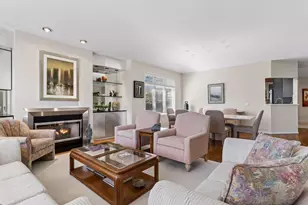 7052 Crowne Oak Rd, Eden Prairie, MN 55344 - Photo 22