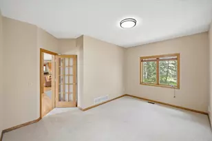 5605 Saint Albans Circle, Shoreview, MN 55126 - Photo 28