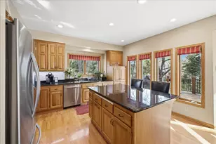 5605 Saint Albans Circle, Shoreview, MN 55126 - Photo 16