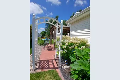 3321 Washington Street S, Fargo, ND 58104 - Photo 34