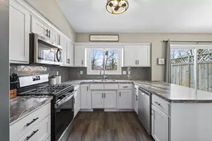 10685 Johnson St NE, Blaine, MN 55434 - Photo 18
