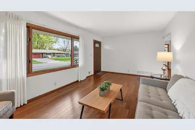 2521 Cedar Avenue, White Bear Lake, MN 55110 - Photo 2