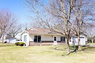 1104 Van Dyke Rd NW, Alexandria, MN 56308 - Photo 2