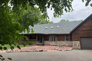 9934 Maple Ave, Bloomington, MN 55431 - Photo 2