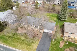 1773 Serpentine Dr, Eagan, MN 55122 - Photo 22