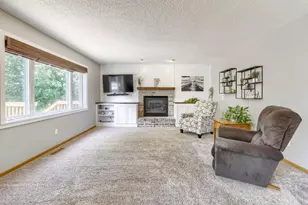 7710 Jonathan Ave S, Cottage Grove, MN 55016 - Photo 10