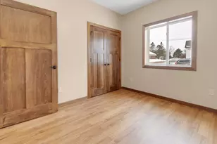411 Bullis St, Kenyon, MN 55946 - Photo 12