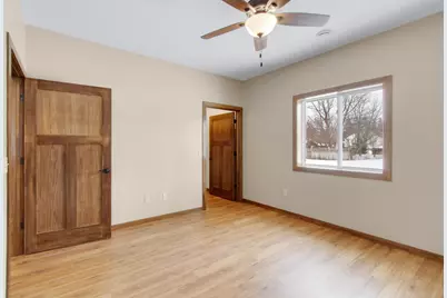 411 Bullis Street, Kenyon, MN 55946 - Photo 10