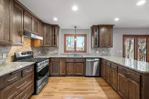 311 Coolidge St, Anoka, MN 55303 - Photo 10