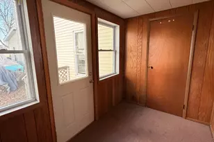 384 Rowland St, Tracy, MN 56175 - Photo 10