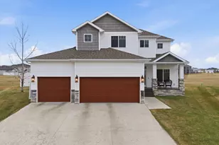 6361 Deer Creek Pkwy, Fargo, ND 58104 - Photo 2
