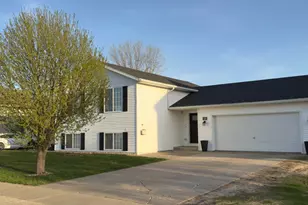 520 Elliot Dr SE, Grand Meadow, MN 55936 - Photo 2