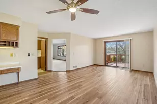 8912 Vincent Pl, Bloomington, MN 55431 - Photo 8
