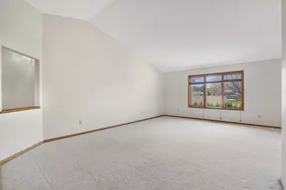 8912 Vincent Place, Bloomington, MN 55431 - Photo 8