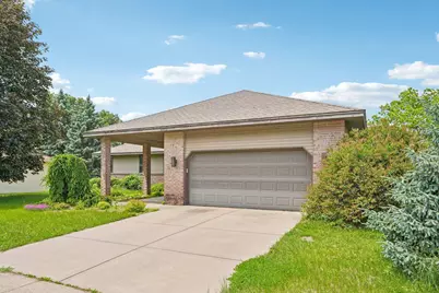 8912 Vincent Place, Bloomington, MN 55431 - Photo 2