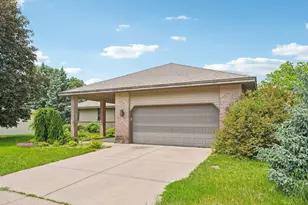 8912 Vincent Pl, Bloomington, MN 55431 - Photo 2