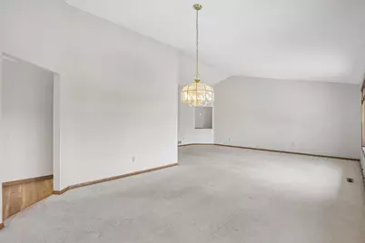 8912 Vincent Place, Bloomington, MN 55431 - Photo 10