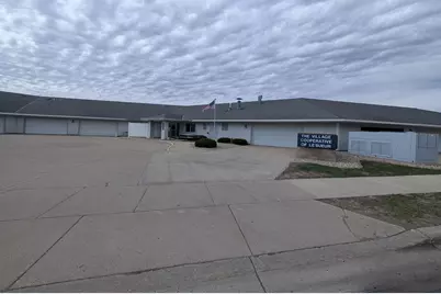 200 S 3rd Street #206, Le Sueur, MN 56058 - Photo 1