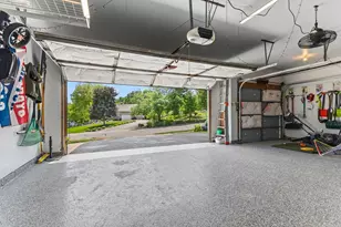 1132 Falls Cir, Chaska, MN 55318 - Photo 12