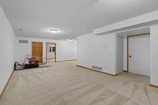 1132 Falls Cir, Chaska, MN 55318 - Photo 26